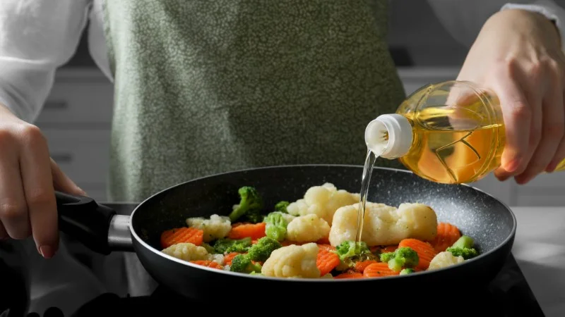 cách sử dụng dầu điều trong nấu ăn