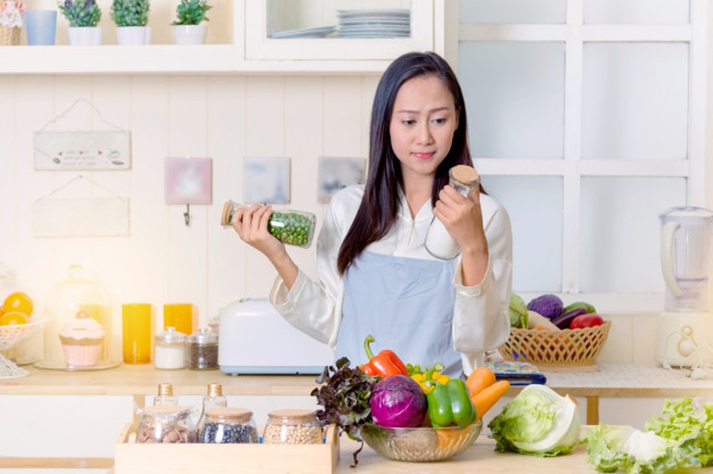 có nên nấu ăn với sốt gia vị hoàn chỉnh?